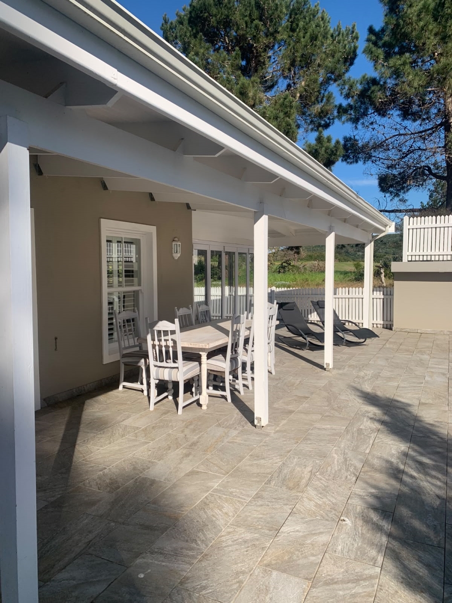 4 Bedroom Property for Sale in Goose Valley Western Cape